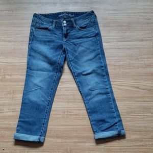 American Eagle jean capris
